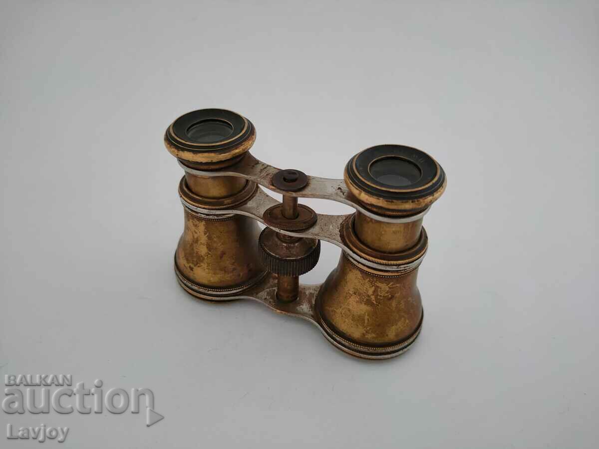 Vechi binoclu german din Primul Război Mondial cu preț 120.00 BGN | € 61.36 Vechi binoclu german din Primul Război Mondial cu preț 120.00 BGN | € 61.36