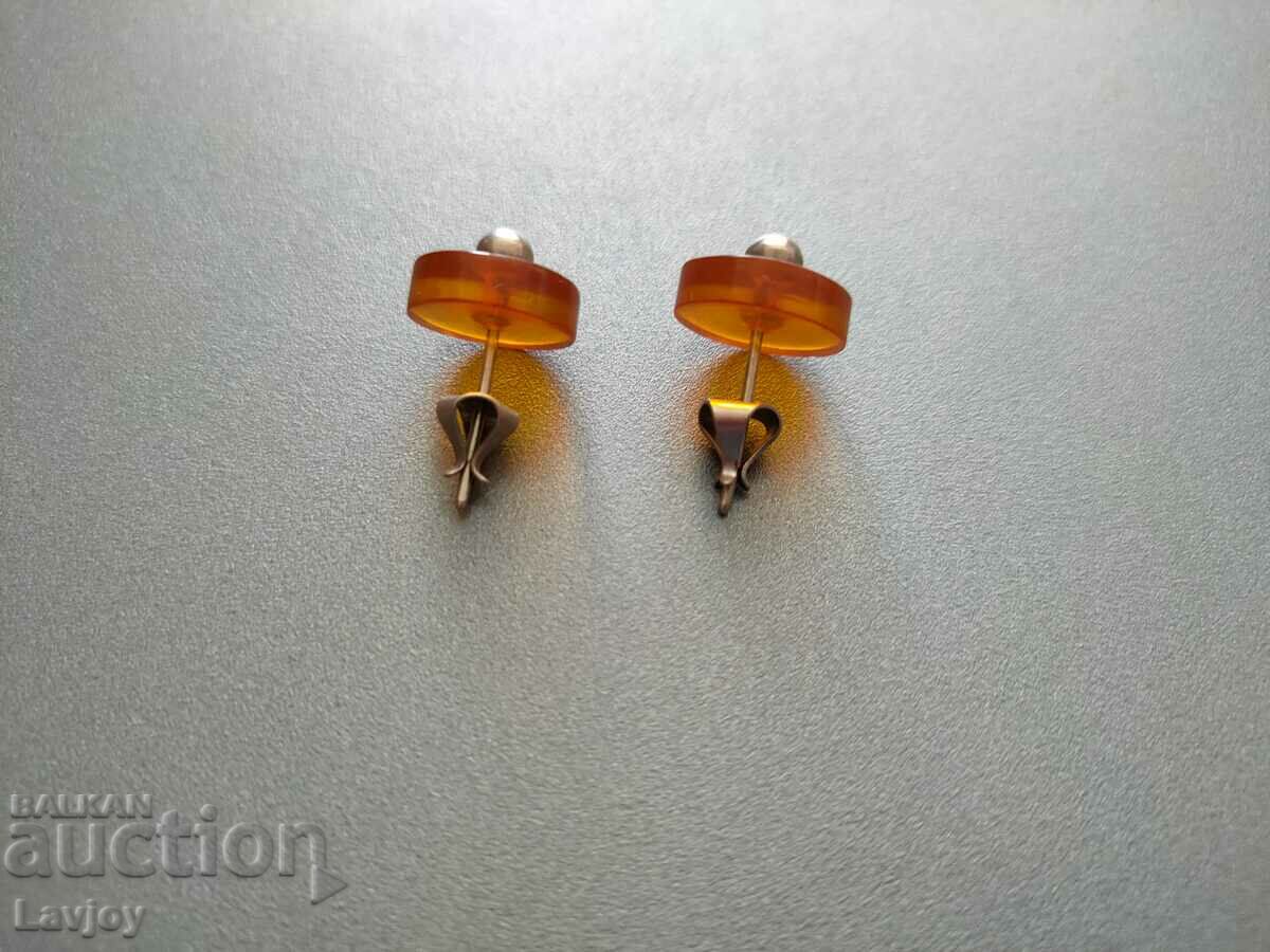 Auction  Old earrings