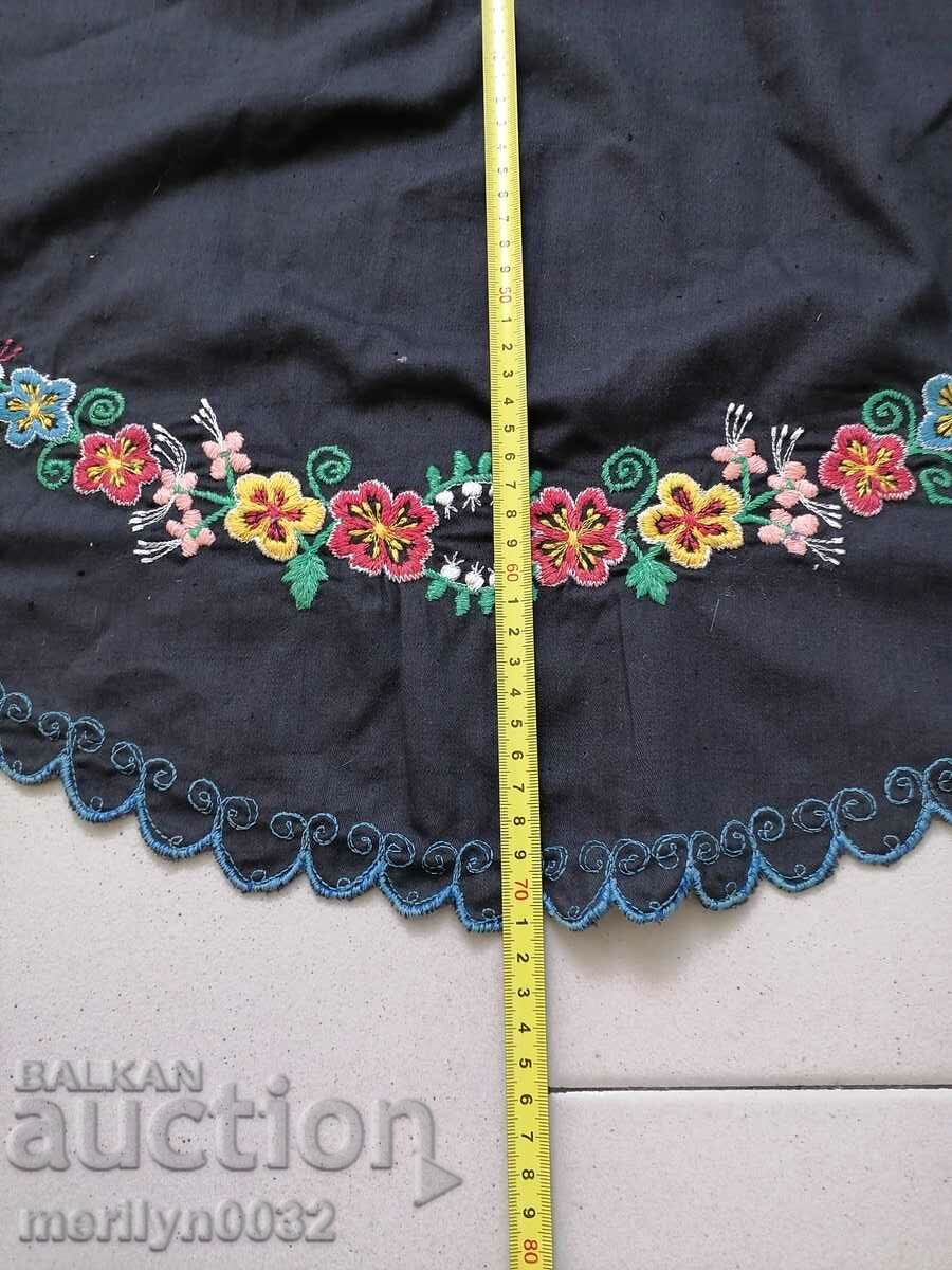 Доставка на Старо ръчно тъкана престилка с бродерия, носия Доставка на Старо ръчно тъкана престилка с бродерия, носия