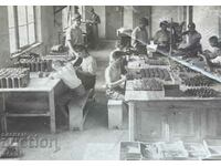 Atelier de producție în anii 1940.