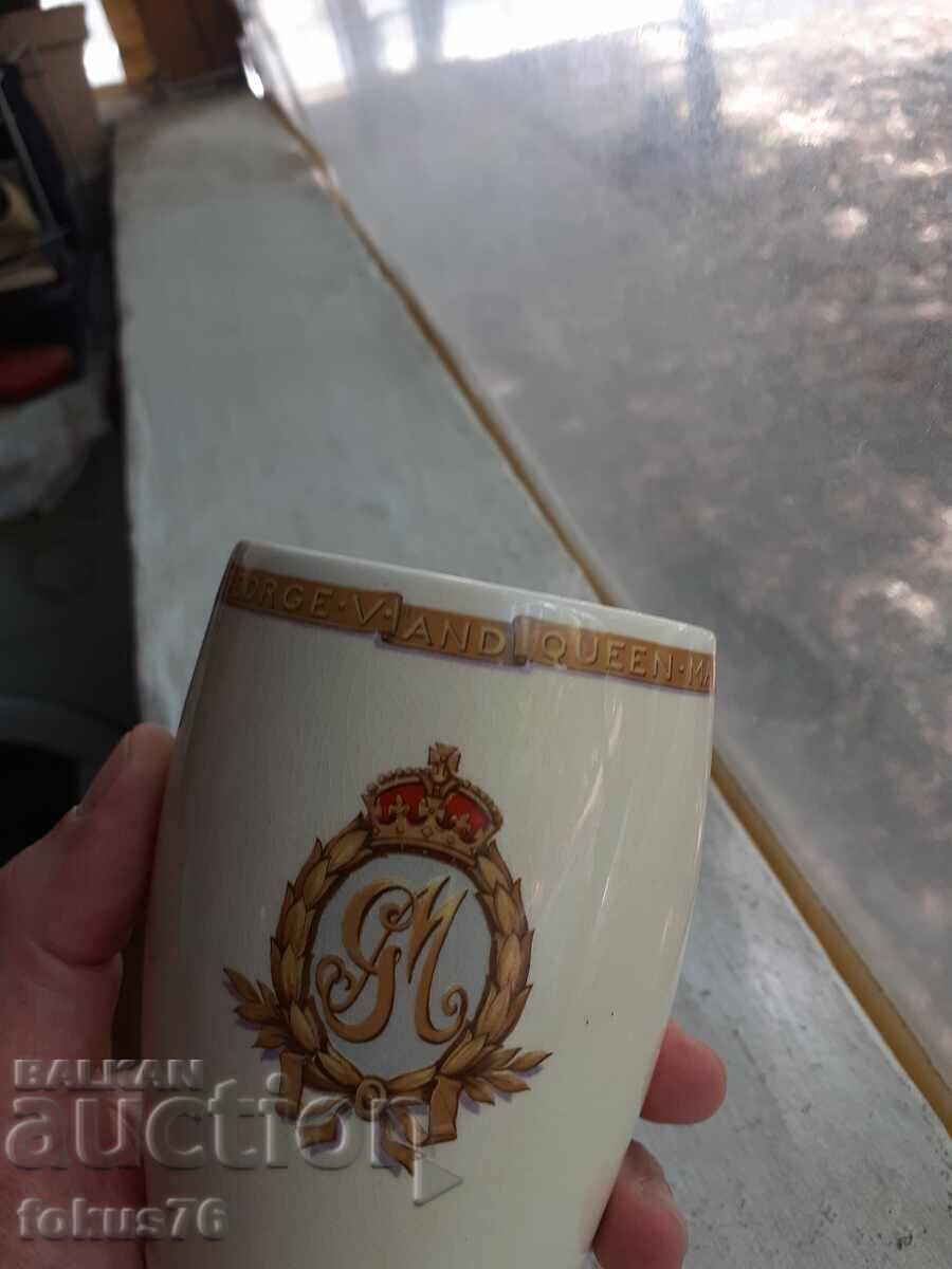 Auction English Collector's Mug Porcelain Silver Jubilee Auction English Collector's Mug Porcelain Silver Jubilee