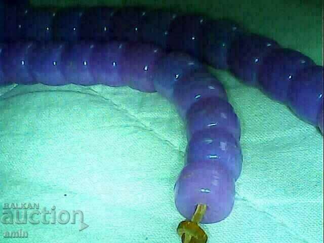 Delivery of beautiful old necklace