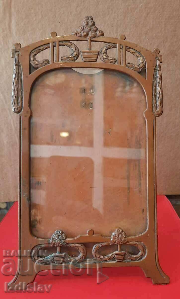 Antique bronze, patinated Art Deco picture frame Antique bronze, patinated Art Deco picture frame