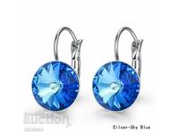 Women's earrings with blue sapphires