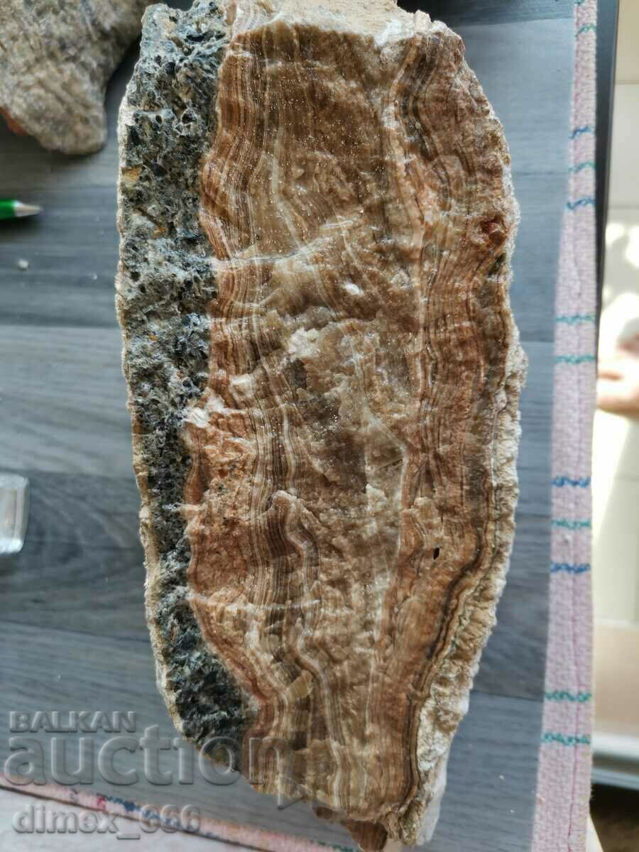 Marmură Onix, Calcit, Aragonit cu preț 35.00 BGN | € 17.90 Marmură Onix, Calcit, Aragonit cu preț 35.00 BGN | € 17.90