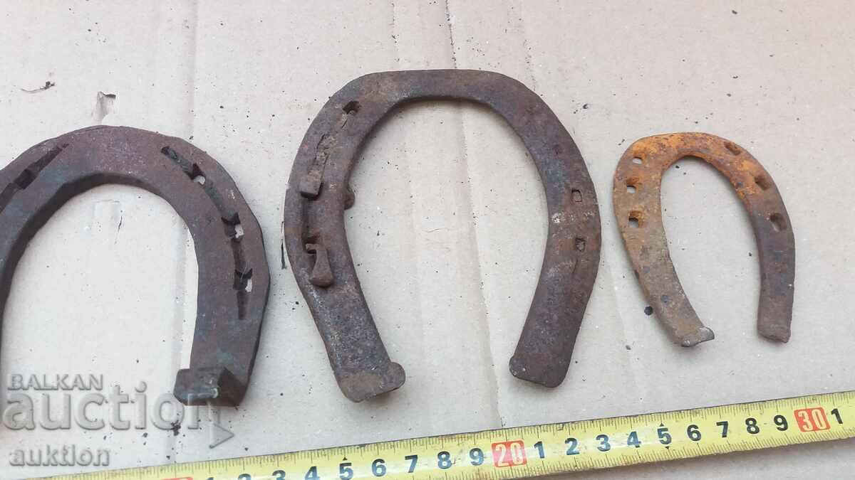 LOT OF 3 FORGED HORSESHOES - 5 LOT OF 3 FORGED HORSESHOES - 5