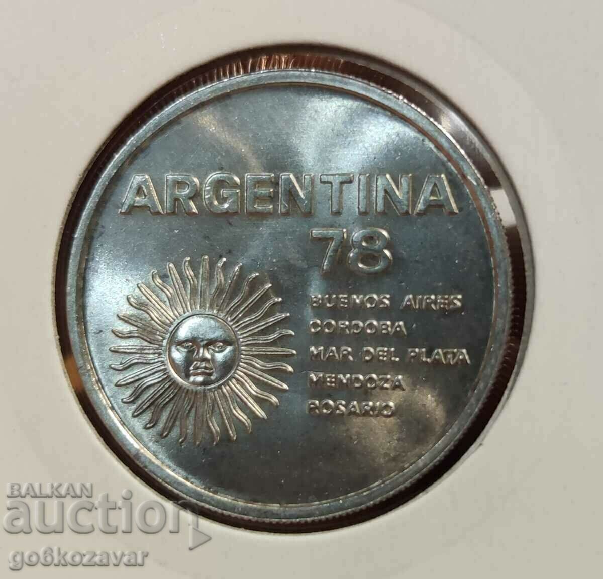 Аржентина 1000 Песос 1977г Сребро UNC