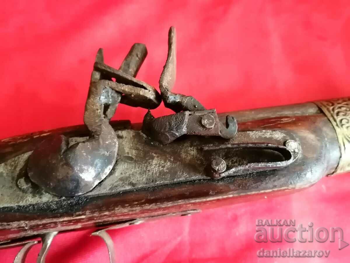 Star Kremochen Pishtov, Pistolet, Kremaklia with price 380.00 BGN | € 194.29 Star Kremochen Pishtov, Pistolet, Kremaklia with price 380.00 BGN | € 194.29