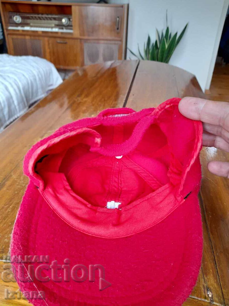 O pălărie veche Marlboro - 5