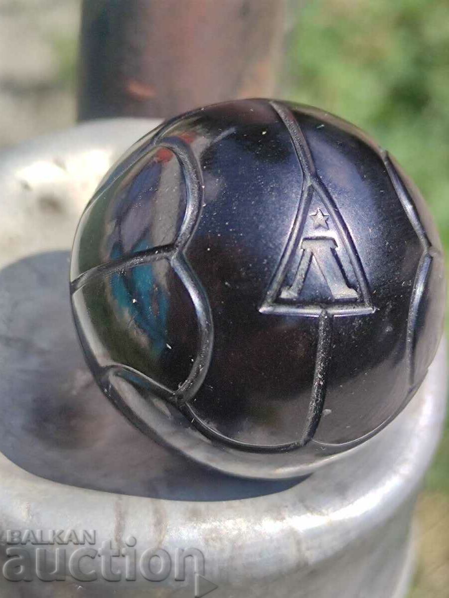 Delivery of Leo souvenir, ball, sharpener Delivery of Leo souvenir, ball, sharpener