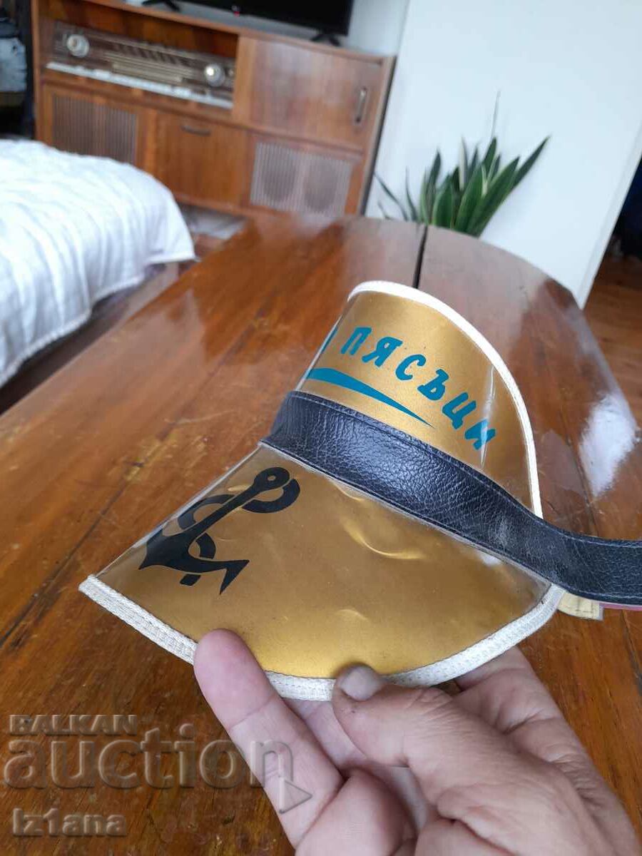 Delivery of Old hat, Golden Sands visor Delivery of Old hat, Golden Sands visor