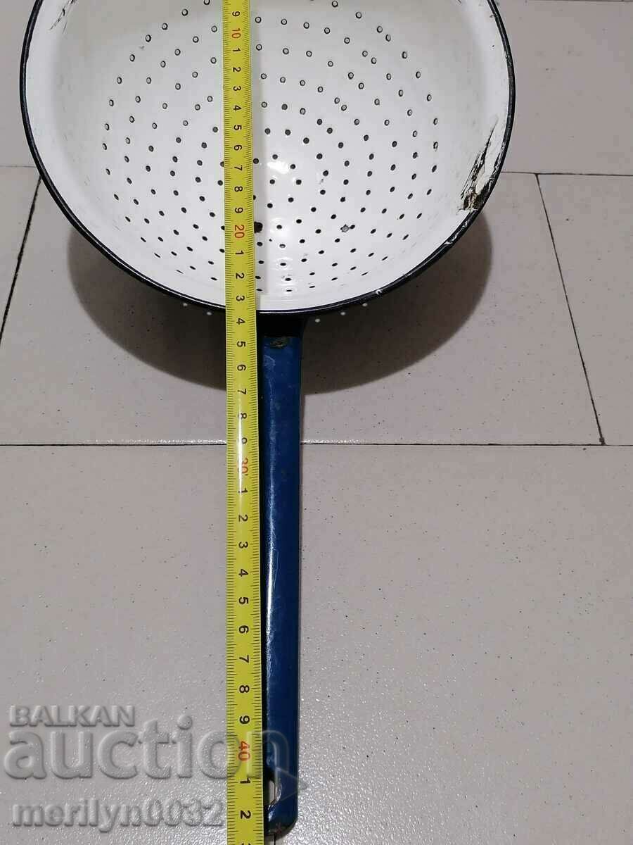 Delivery of Metal colander with soca enamel, enamel pot, colander Delivery of Metal colander with soca enamel, enamel pot, colander