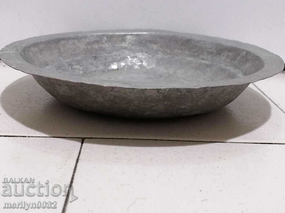 Old copper sahan, baker, bowl, plate, tass with price 43.00 BGN | € 21.99 Old copper sahan, baker, bowl, plate, tass with price 43.00 BGN | € 21.99