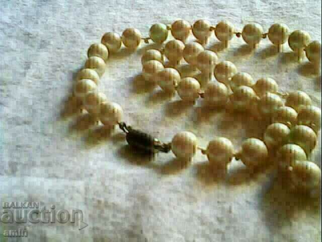 κολιέ από παλιά φυσικά 100% μαργαριτάρια 4mm με τιμή 30.00 BGN | € 15.34 κολιέ από παλιά φυσικά 100% μαργαριτάρια 4mm με τιμή 30.00 BGN | € 15.34