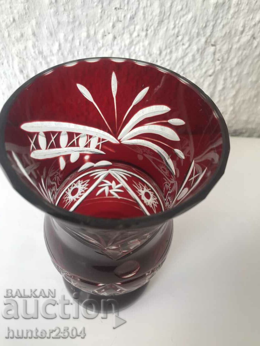 Vase-15.5/8 cm, color, glass with price 29.95 BGN | € 15.31 Vase-15.5/8 cm, color, glass with price 29.95 BGN | € 15.31