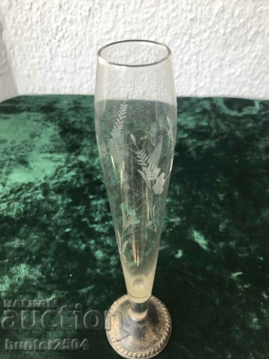 Чаша в/у сребърна основа-25/6 см