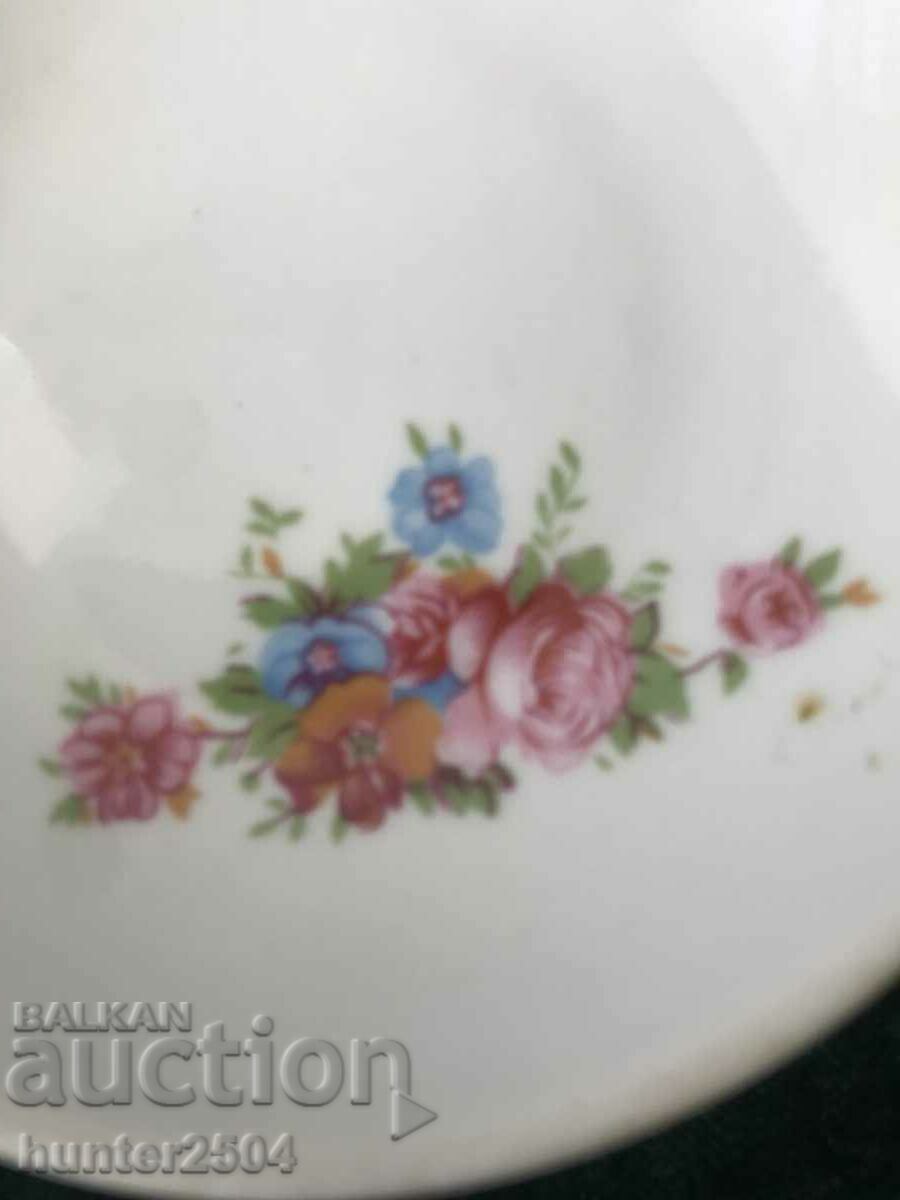 Plates -9.5 cm Dulevo, 5 pcs with price 34.95 BGN | € 17.87 Plates -9.5 cm Dulevo, 5 pcs with price 34.95 BGN | € 17.87