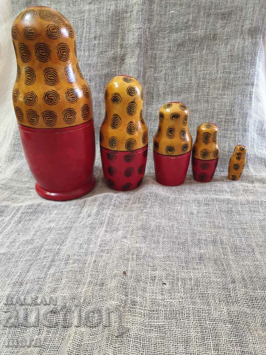 Delivery of Large original wooden Matryoshka Delivery of Large original wooden Matryoshka
