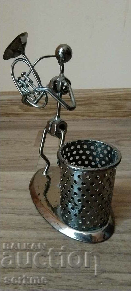 Metal figure with price 10.00 BGN | € 5.11 Metal figure with price 10.00 BGN | € 5.11