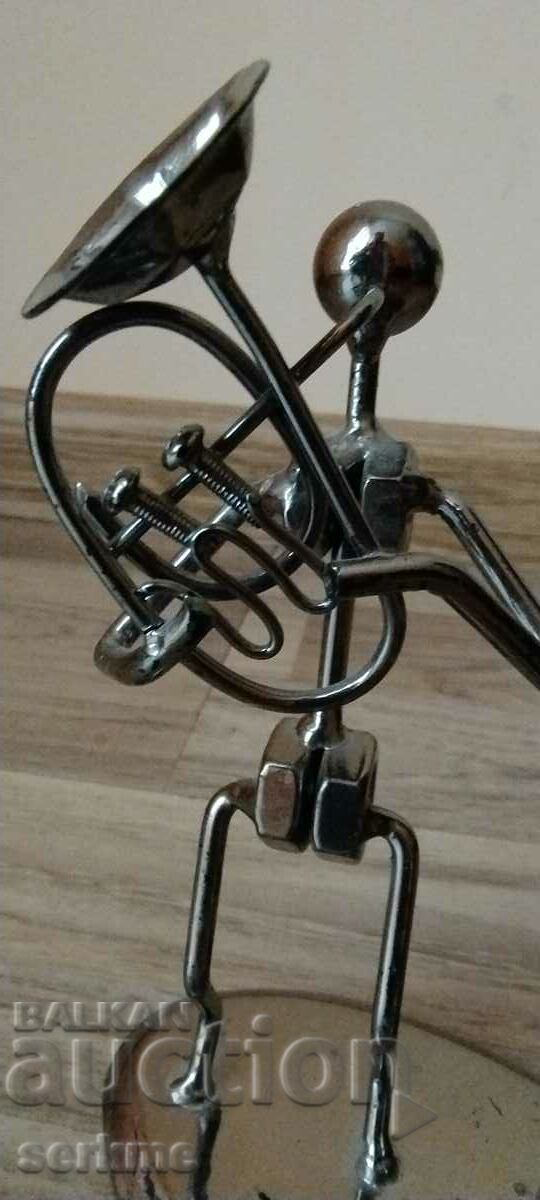 Metal figure - 5 Metal figure - 5