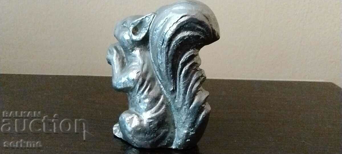 Delivery of Metal figure Delivery of Metal figure