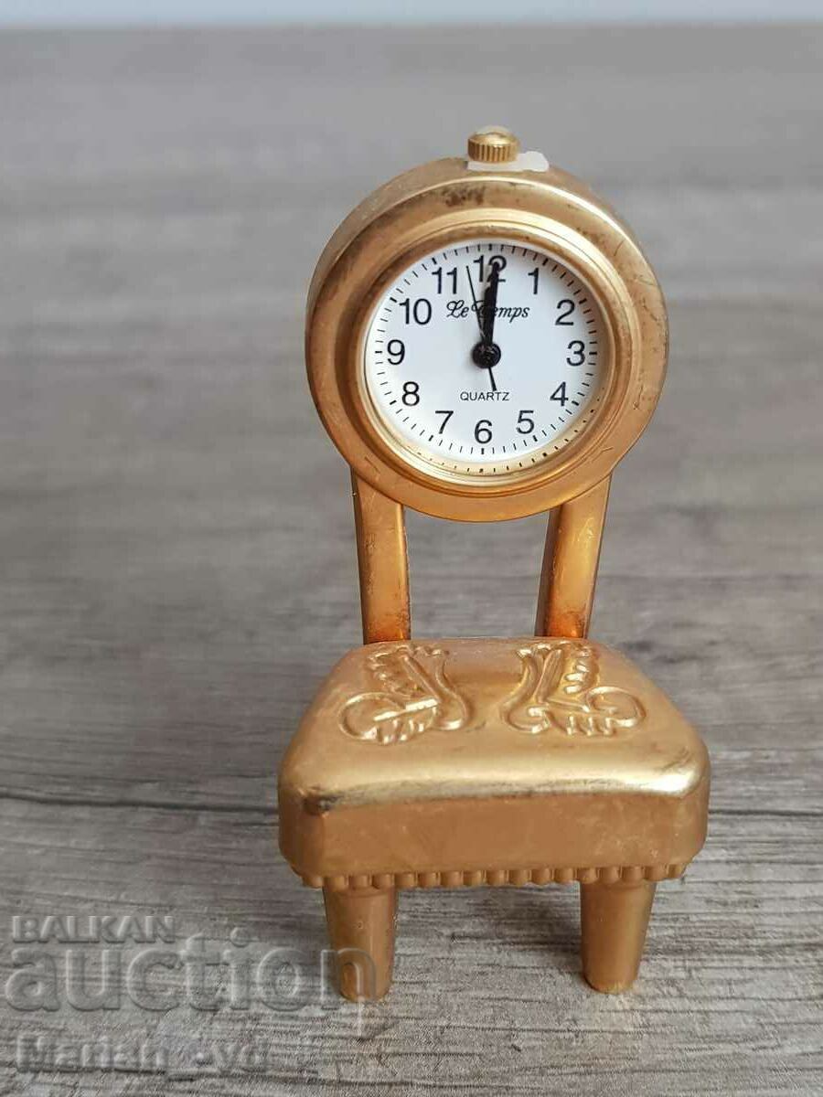 Miniature quartz clock "LE TEMPS"-chair