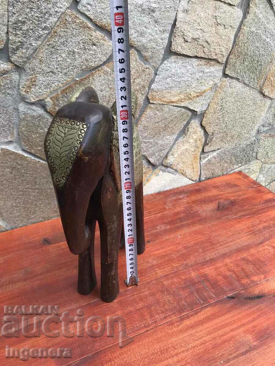 FIGURE WOOD PLASTIC CARVING STATUETTE SCULPTURE METAL FITTINGS - 6 FIGURE WOOD PLASTIC CARVING STATUETTE SCULPTURE METAL FITTINGS - 6