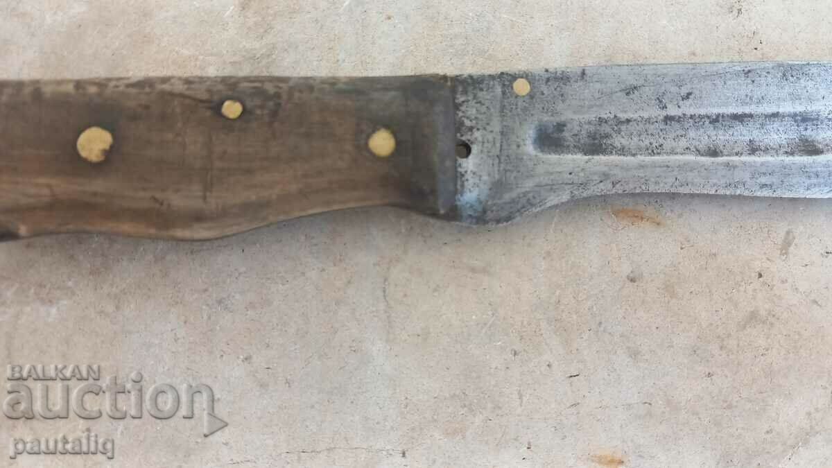 OLD YAKUT KNIFE WITH BONE HANDLE with price 40.00 BGN | € 20.45