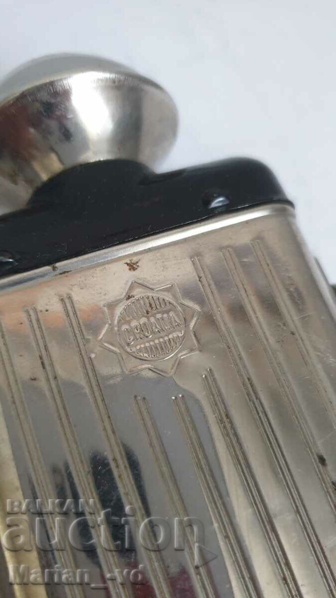 Delivery of An old torch Delivery of An old torch