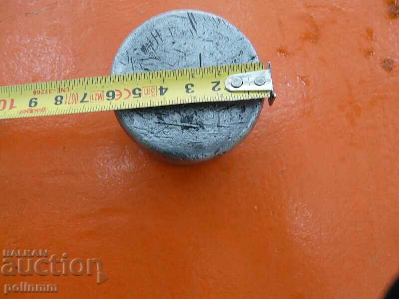 Old German tinsmith's anvil with price 20.00 BGN | € 10.23 Old German tinsmith's anvil with price 20.00 BGN | € 10.23