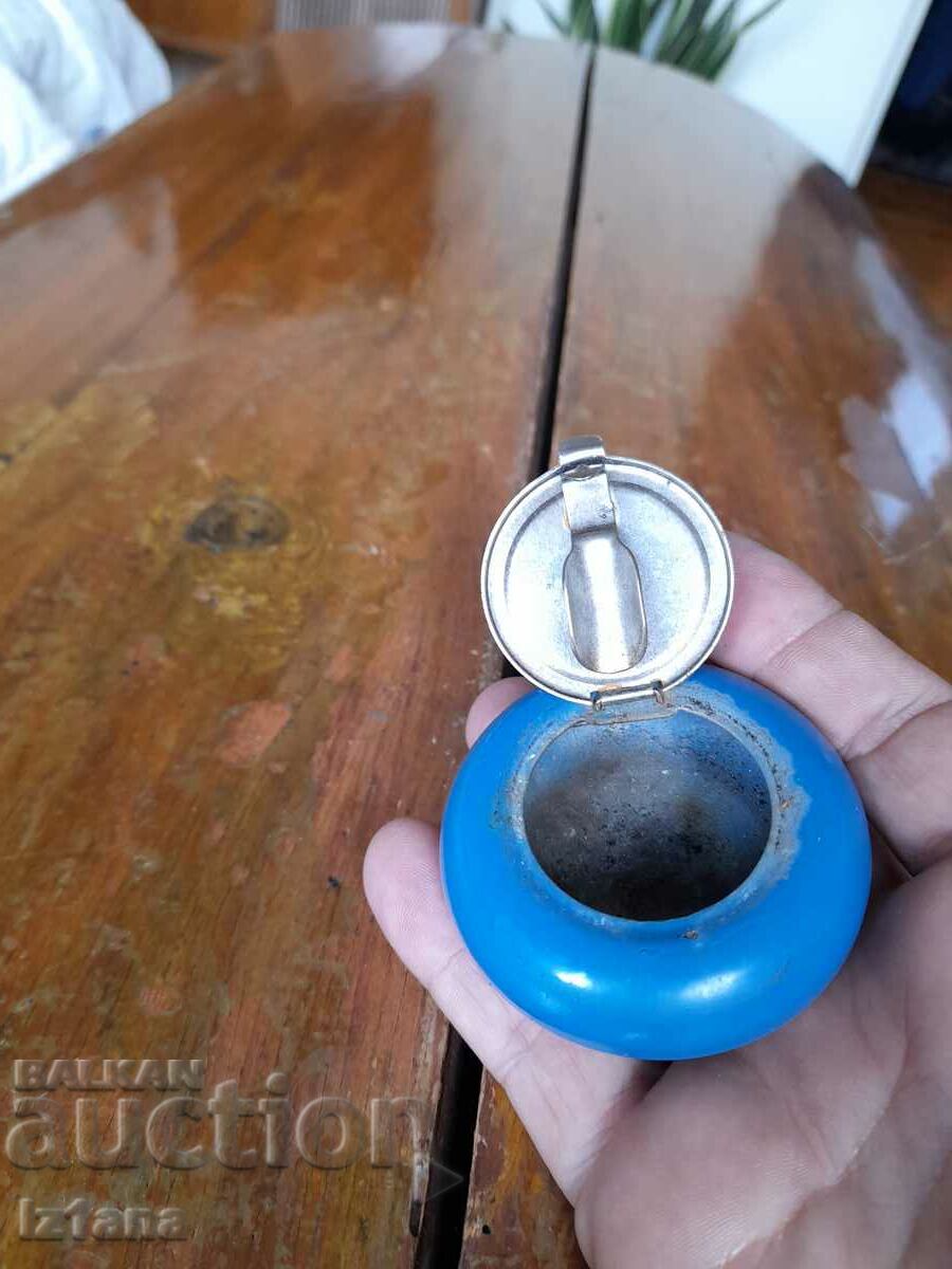 Delivery of Old ashtray DZI Preslav
