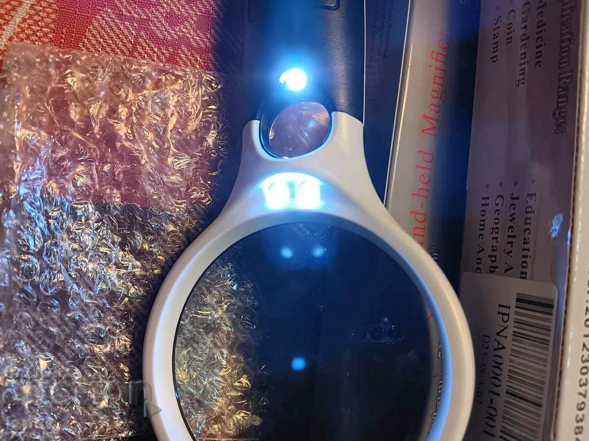 Large LED magnifying glass - 5 Large LED magnifying glass - 5