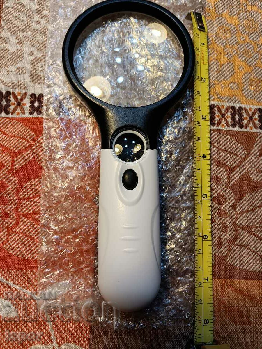 Large LED magnifying glass