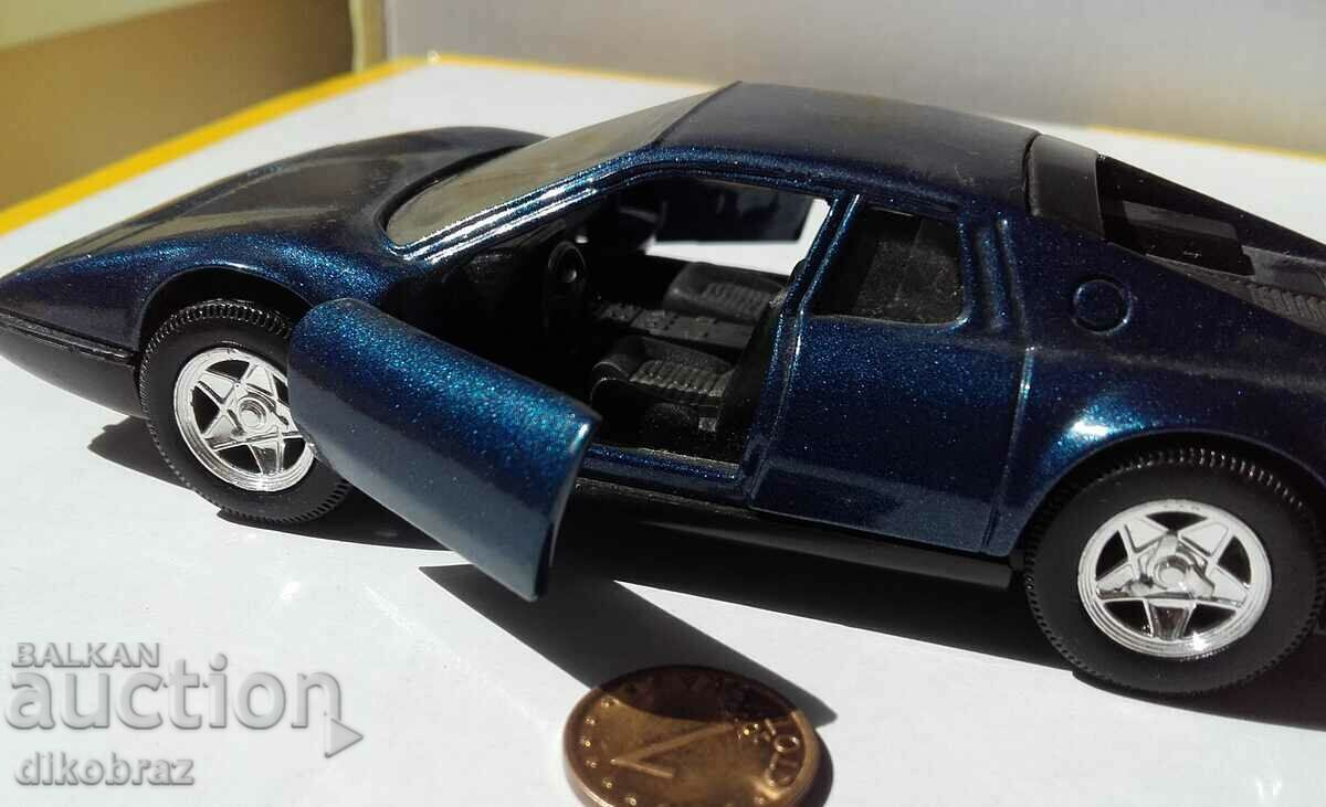 Ferrari / Ferrari 1973 365 G14 M 1;38 Shell Collection from 1998 with price 67.69 BGN | € 34.61 Ferrari / Ferrari 1973 365 G14 M 1;38 Shell Collection from 1998 with price 67.69 BGN | € 34.61