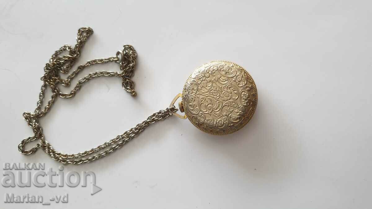 Delivery of Women's watch medallion LUCERNE Delivery of Women's watch medallion LUCERNE