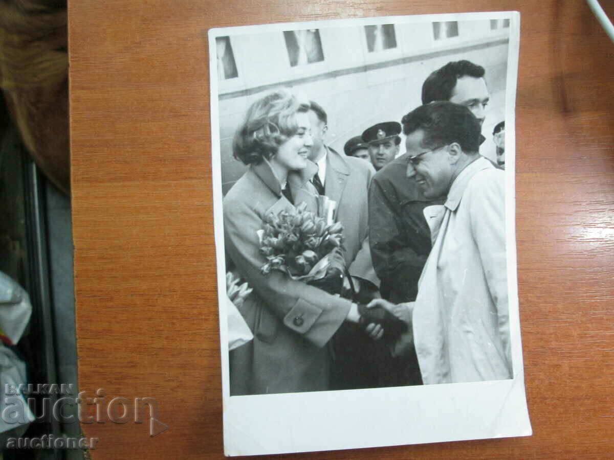 Auction MEETING WITH NICOLE COURSEL FRENCH ACTRESS-1931-2016 Auction MEETING WITH NICOLE COURSEL FRENCH ACTRESS-1931-2016