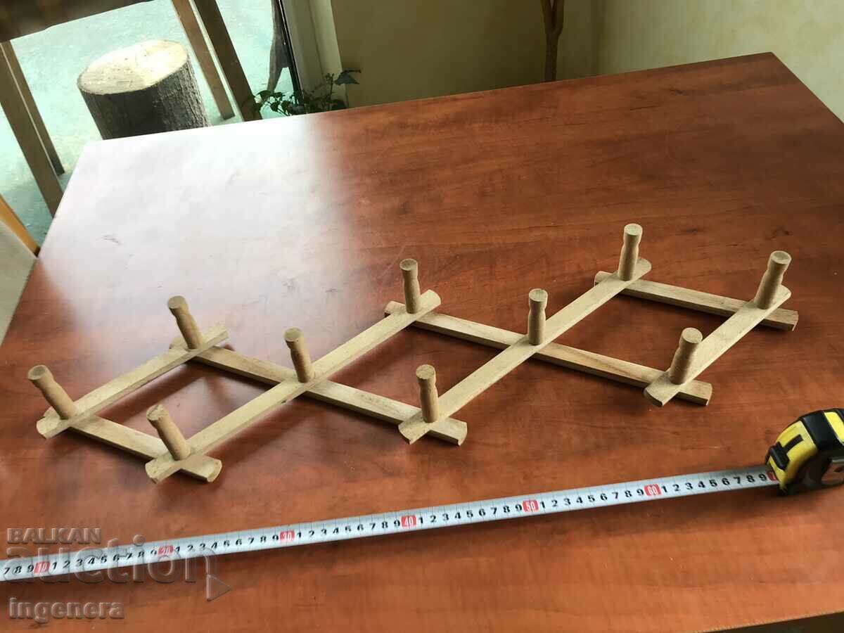 HANGER HANGER WOOD EXTENDABLE WALL - 7 HANGER HANGER WOOD EXTENDABLE WALL - 7