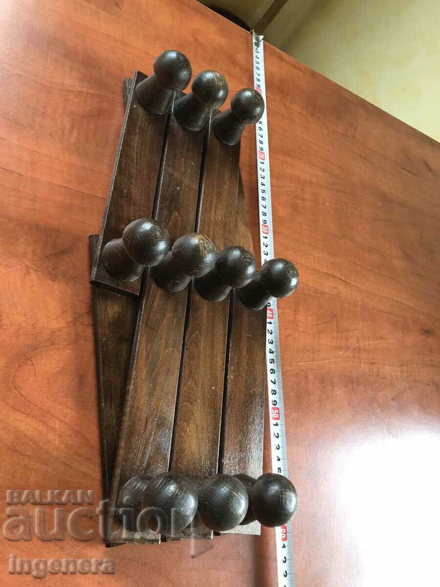 Delivery of HANGER HANGER WOOD EXTENDABLE WALL Delivery of HANGER HANGER WOOD EXTENDABLE WALL