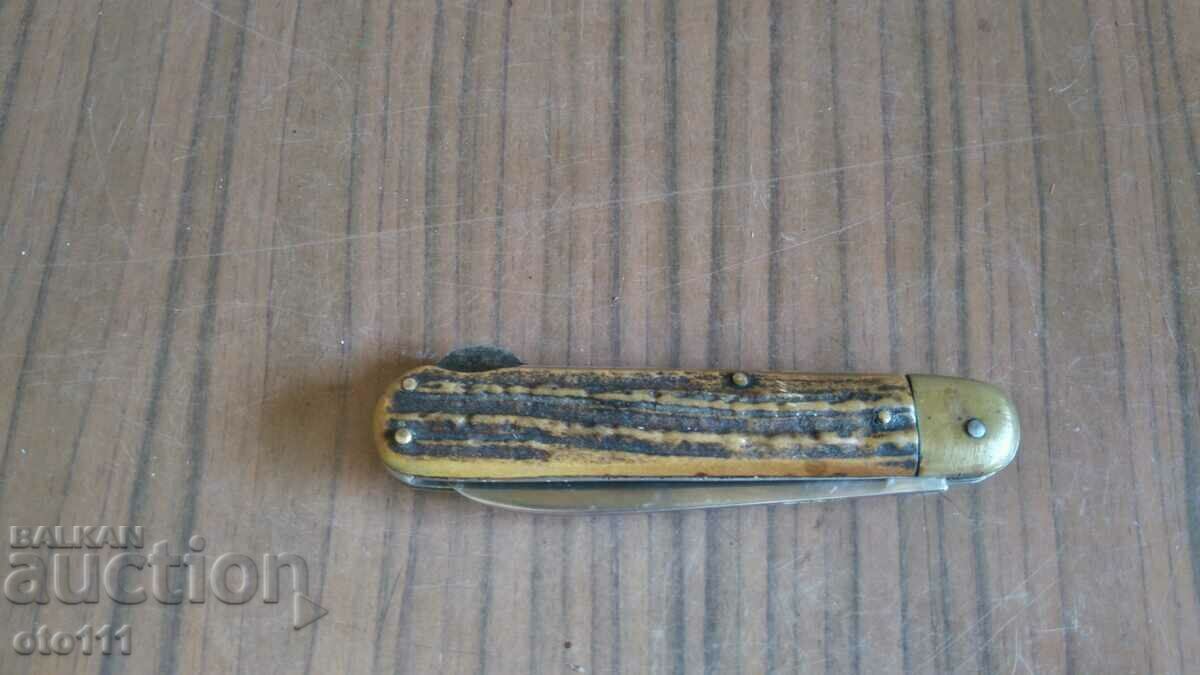 OLD KNIFE WITH LOCK - 6 OLD KNIFE WITH LOCK - 6