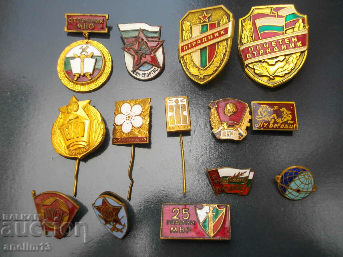 LOT BADGES BRONZE ENAMEL SCREW with price 45.00 BGN | € 23.01 LOT BADGES BRONZE ENAMEL SCREW with price 45.00 BGN | € 23.01