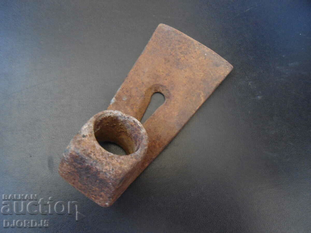 Old Tesla with price 5.00 BGN | € 2.56 Old Tesla with price 5.00 BGN | € 2.56