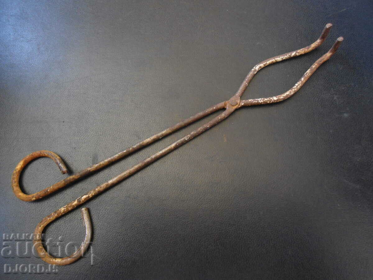 Old tool with price 3.00 BGN | € 1.53 Old tool with price 3.00 BGN | € 1.53