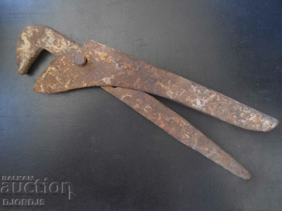 Auction  Old tool