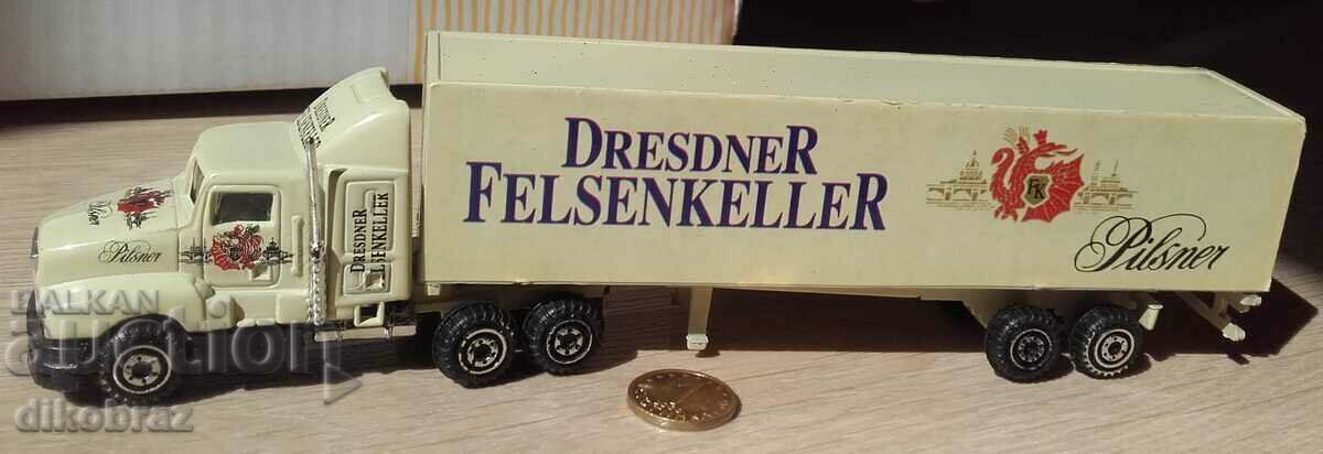 Διαφημιστικό φορτηγό Dresdner Felsenkeller - Τρόλεϊ συλλογής με τιμή 12.50 BGN | € 6.39 Διαφημιστικό φορτηγό Dresdner Felsenkeller - Τρόλεϊ συλλογής με τιμή 12.50 BGN | € 6.39