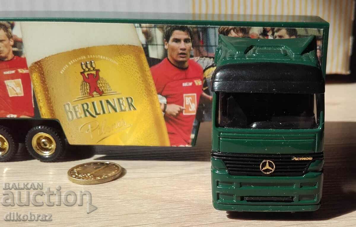 Auction  Advertising Truck Mercedes Berliner Pilsner Trolley Collection