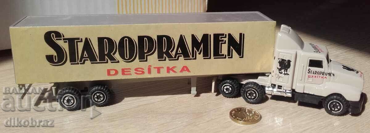 Διαφημιστικό φορτηγό Staropramen Desitka συλλογή τρόλεϊ με τιμή 12.50 BGN | € 6.39 Διαφημιστικό φορτηγό Staropramen Desitka συλλογή τρόλεϊ με τιμή 12.50 BGN | € 6.39