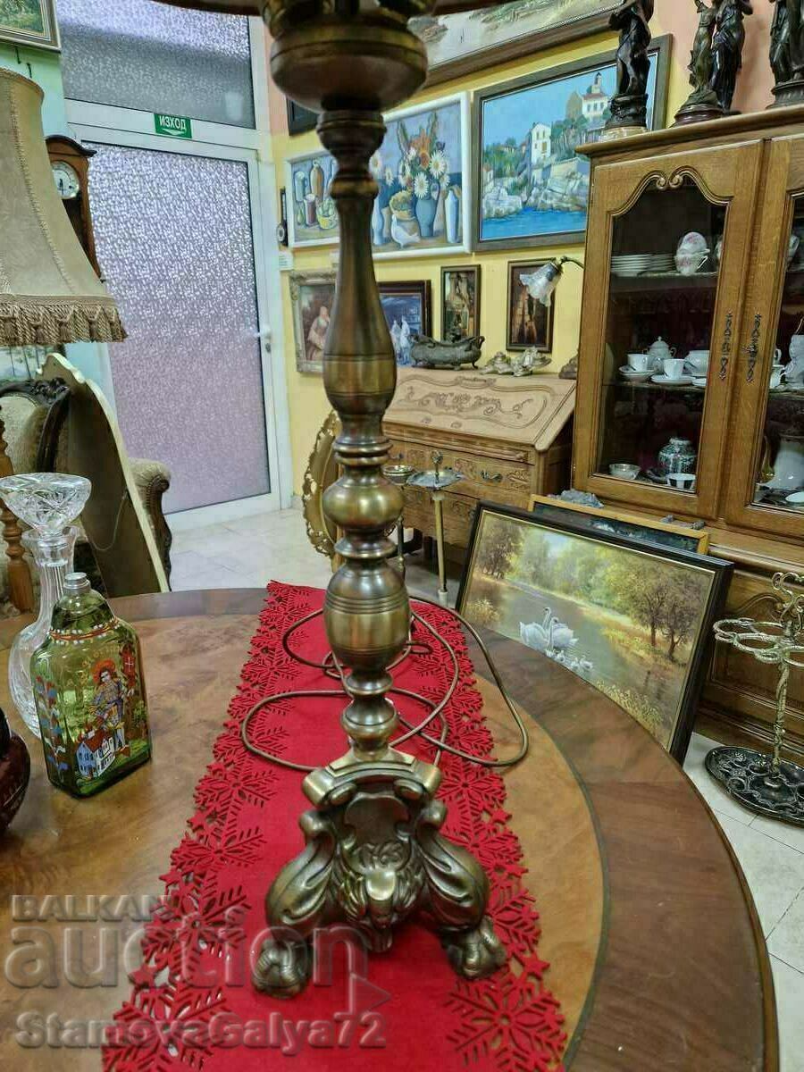 Παράδοση Μοναδικό αντικέ βελγικό μπρούτζινο φωτιστικό νύχτας Παράδοση Μοναδικό αντικέ βελγικό μπρούτζινο φωτιστικό νύχτας