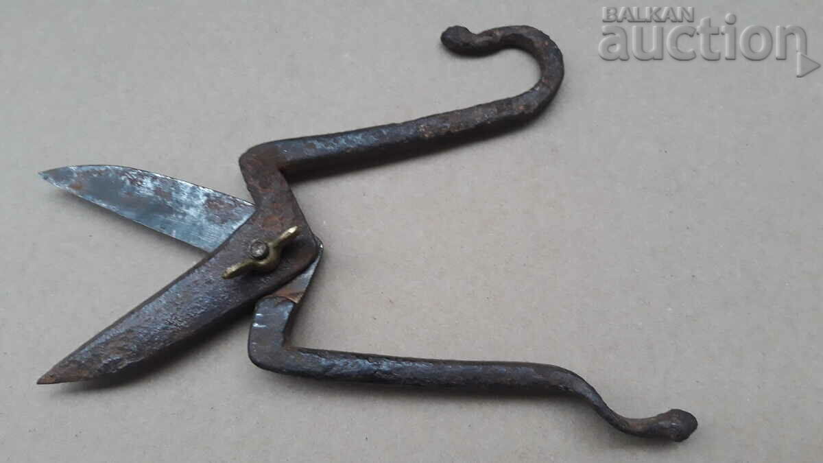 Auction antique small goldsmith's scissors from Kuyumji Auction antique small goldsmith's scissors from Kuyumji