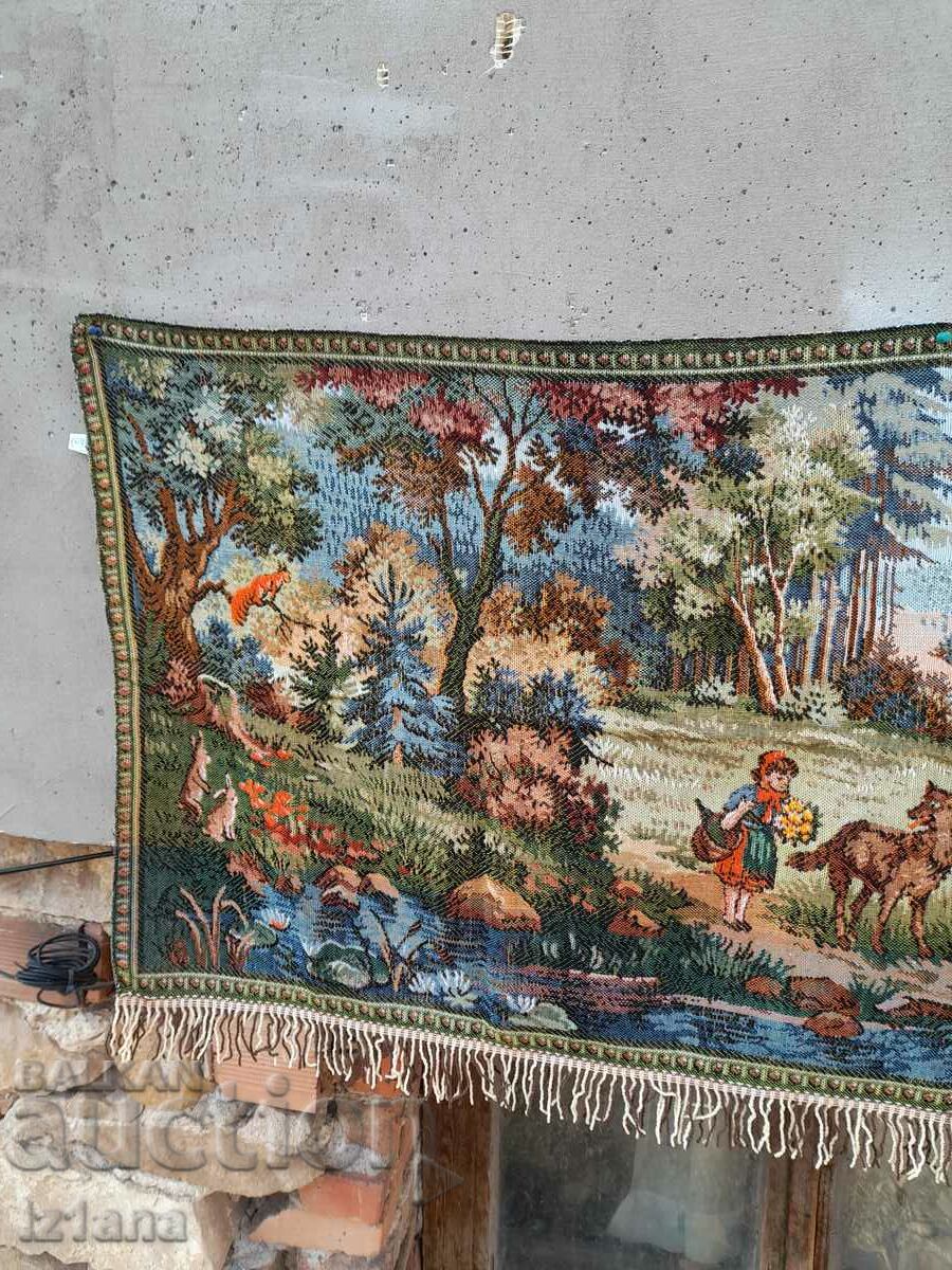 Auction An old hacker, wall cover Auction An old hacker, wall cover