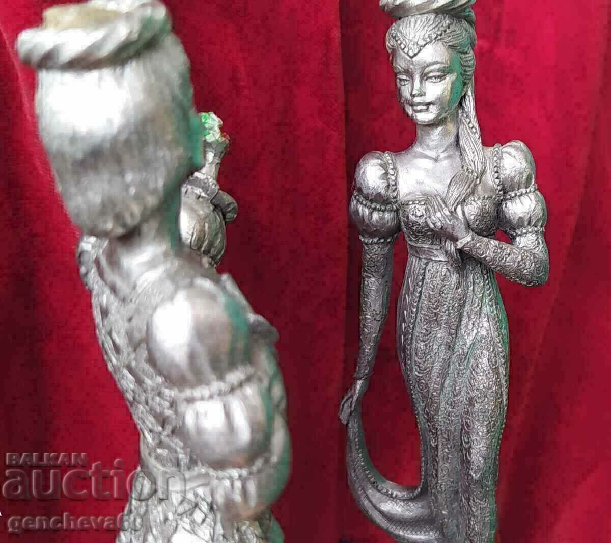 Licitație Plastică victoriană din plumb - Îndrăgostiți Licitație Plastică victoriană din plumb - Îndrăgostiți